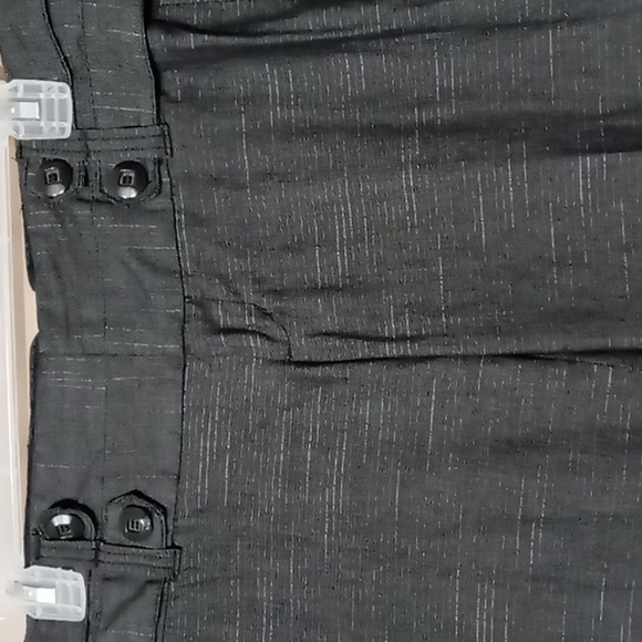 Gray Trousers with Elegant Design - Picture 3 of 9